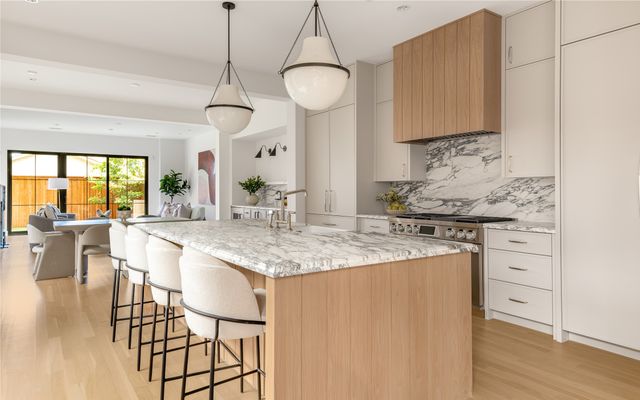 3938 Hawthorne Avenue, Dallas, TX 75219