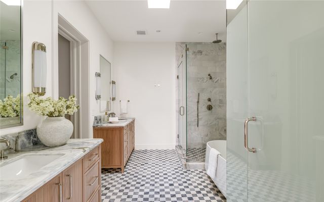 3938 Hawthorne Avenue, Dallas, TX 75219