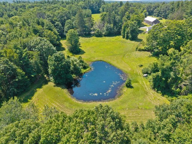 128 North Road, Sandown, NH 03873