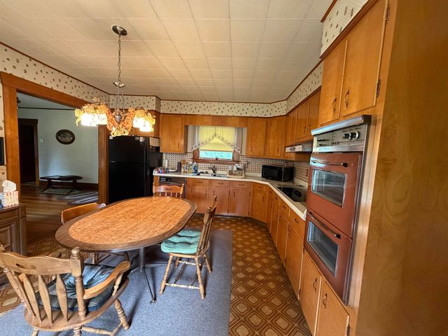 128 North Road, Sandown, NH 03873