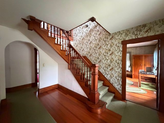 128 North Road, Sandown, NH 03873