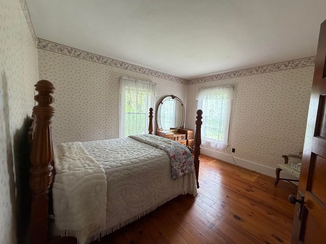 128 North Road, Sandown, NH 03873