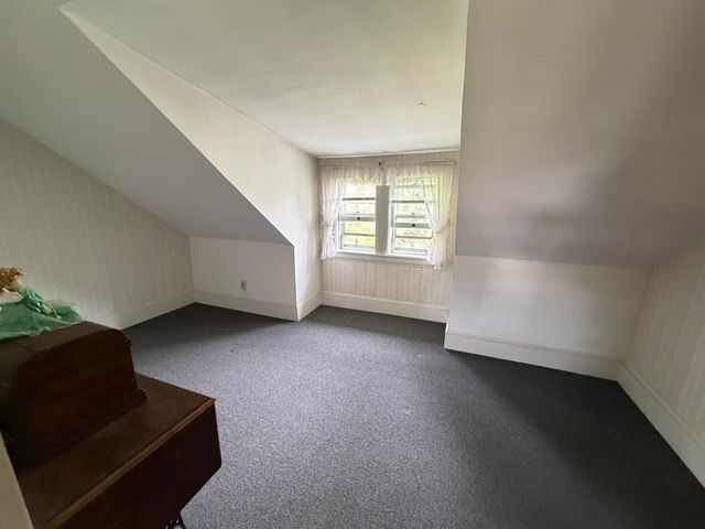 128 North Road, Sandown, NH 03873
