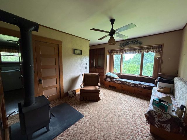 128 North Road, Sandown, NH 03873