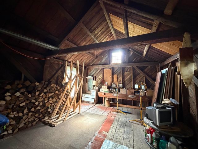 128 North Road, Sandown, NH 03873