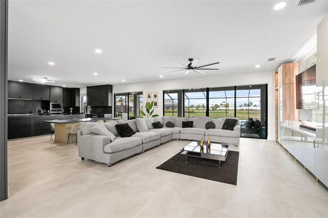 15815 TRADEWIND TERRACE, Bradenton, FL 34211