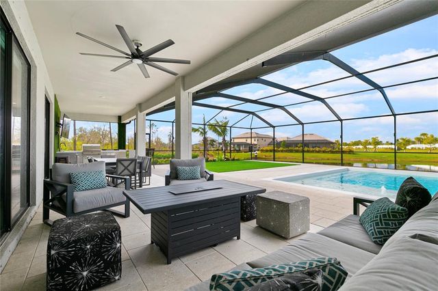 15815 TRADEWIND TERRACE, Bradenton, FL 34211