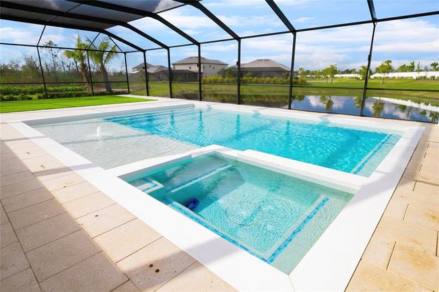 15815 TRADEWIND TERRACE, Bradenton, FL 34211