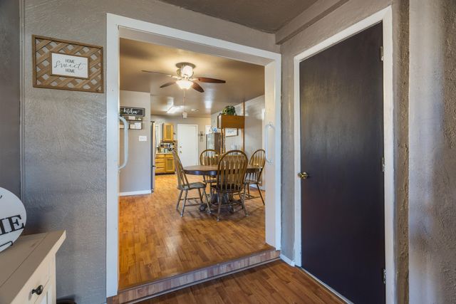 5 Cactus Drive, Los Lunas, NM 87031