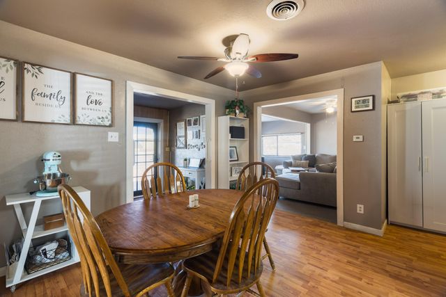 5 Cactus Drive, Los Lunas, NM 87031