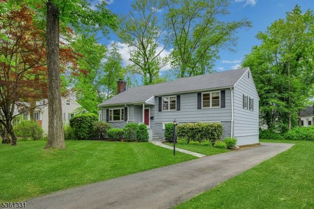 908 Willow Grove Rd, Westfield Town, NJ 07090