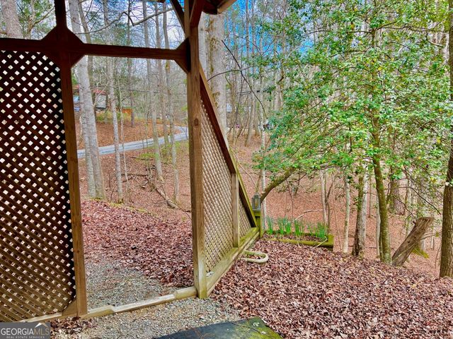 985 Ogden Drive, Ellijay, GA 30540