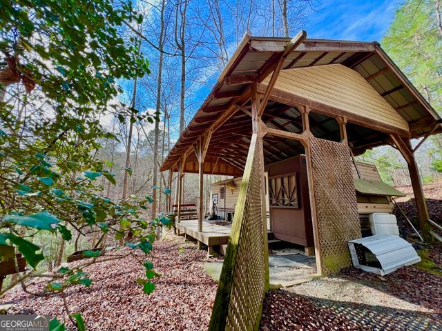 985 Ogden Drive, Ellijay, GA 30540