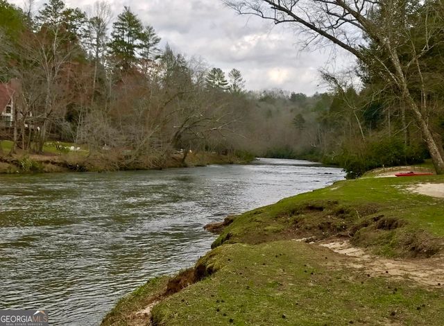 985 Ogden Drive, Ellijay, GA 30540