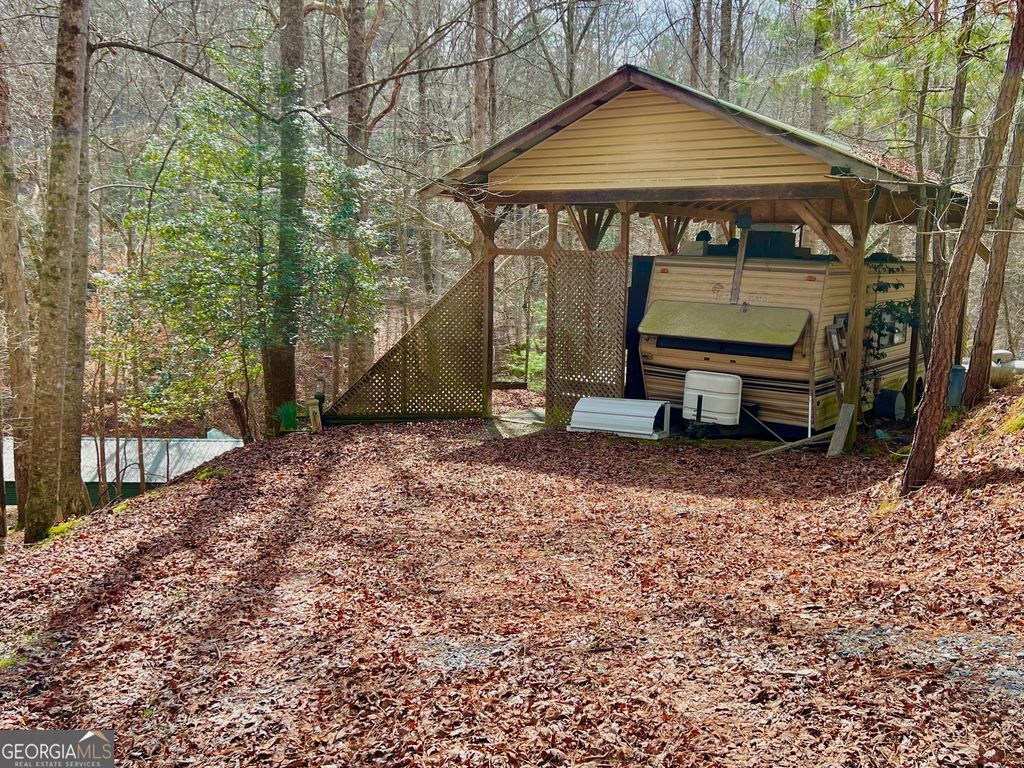 985 Ogden Drive, Ellijay, GA 30540