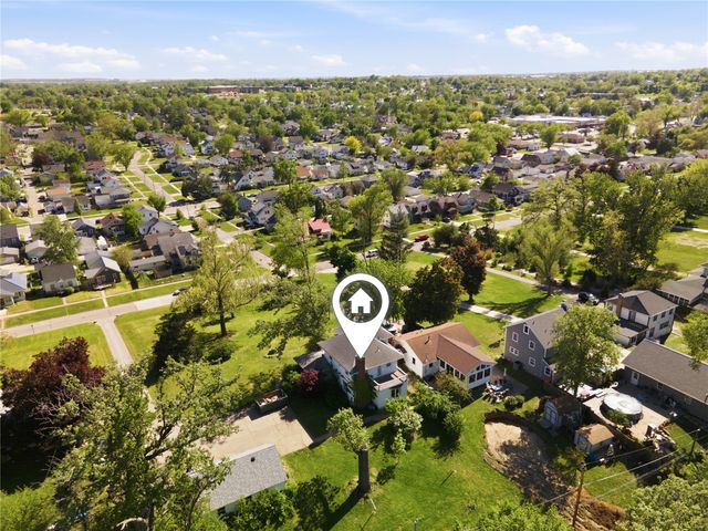 1526 C Ave NW, Cedar Rapids, IA 52405