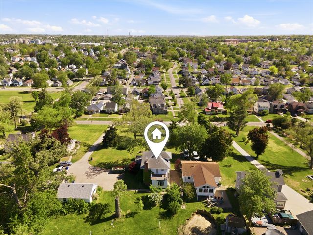 1526 C Ave NW, Cedar Rapids, IA 52405