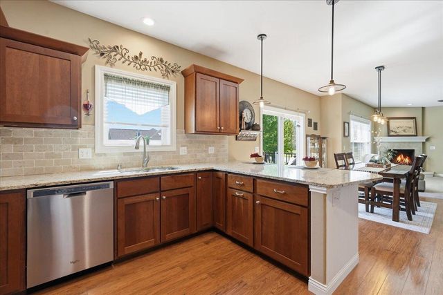 7705 Catchfly Lane, Deforest, WI 53532