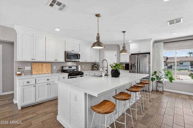 4622 E VIRGINIA Avenue, Phoenix, AZ 85008