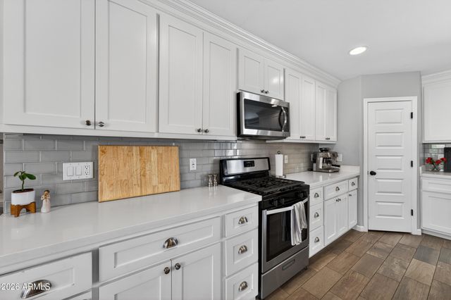 4622 E VIRGINIA Avenue, Phoenix, AZ 85008