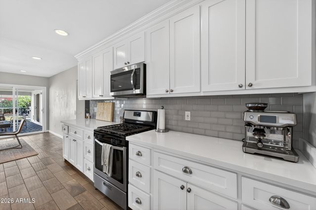 4622 E VIRGINIA Avenue, Phoenix, AZ 85008