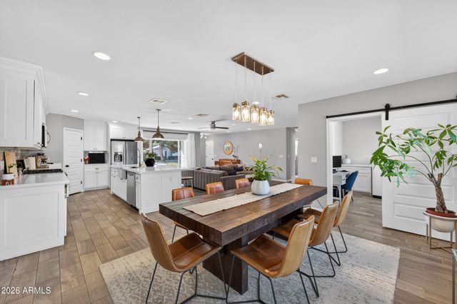 4622 E VIRGINIA Avenue, Phoenix, AZ 85008