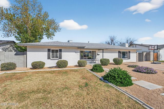 4622 E VIRGINIA Avenue, Phoenix, AZ 85008