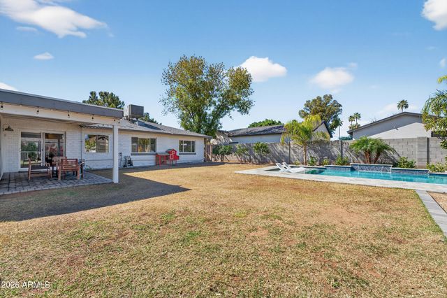 4622 E VIRGINIA Avenue, Phoenix, AZ 85008