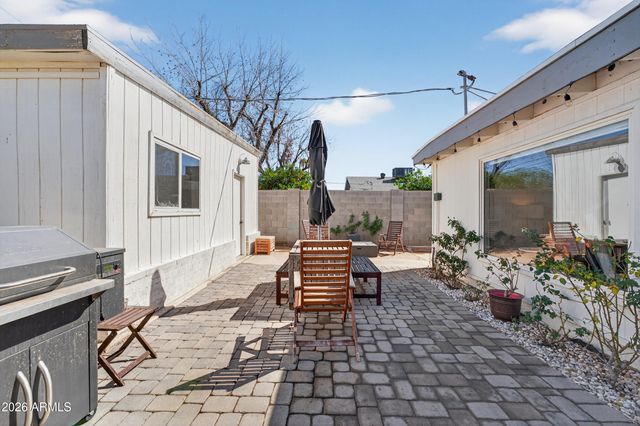 4622 E VIRGINIA Avenue, Phoenix, AZ 85008