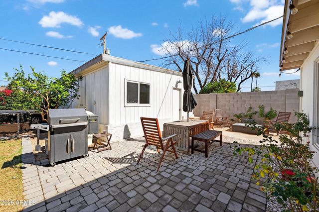 4622 E VIRGINIA Avenue, Phoenix, AZ 85008