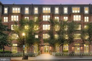 1391 PENNSYLVANIA AVE SE #264, Washington, DC 20003