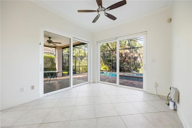 982 Fountain RUN, Naples, FL 34119