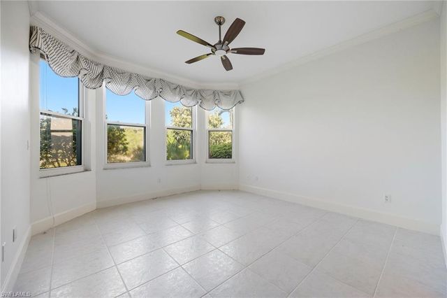 982 Fountain RUN, Naples, FL 34119