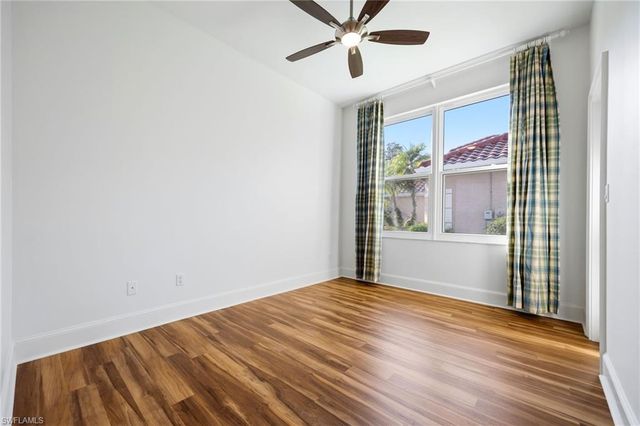 982 Fountain RUN, Naples, FL 34119