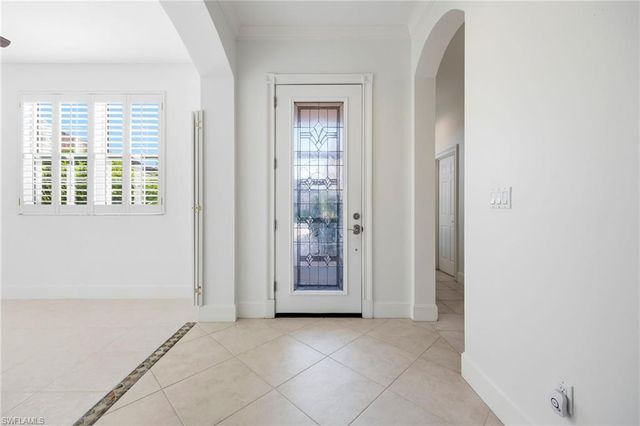 982 Fountain RUN, Naples, FL 34119