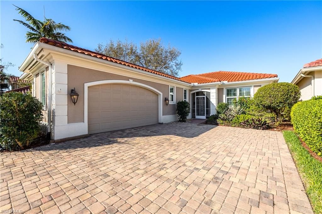 982 Fountain RUN, Naples, FL 34119