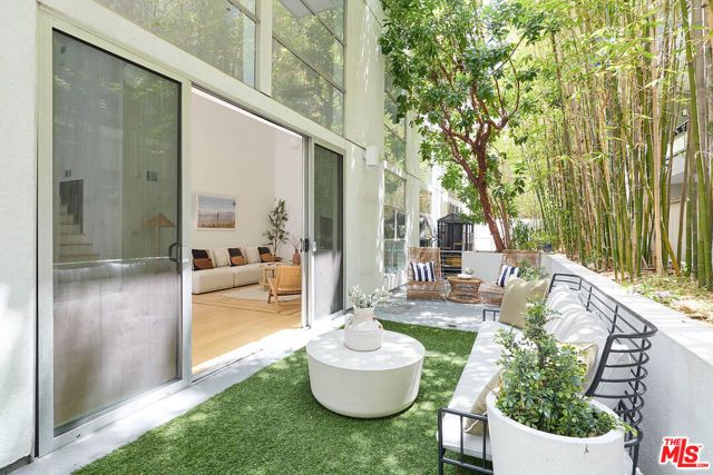 13326 Beach Avenue 105, Marina Del Rey, CA 90292
