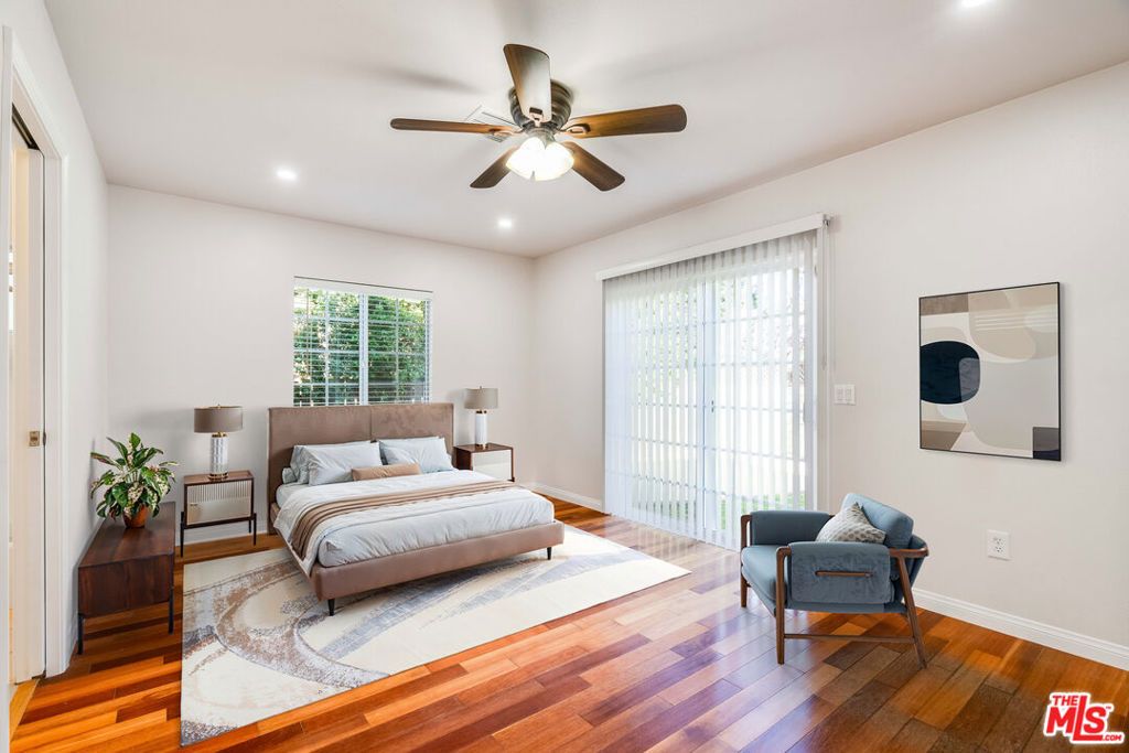 Image 20 of property listing at 14043 Calvert Street, Van Nuys, CA 91401