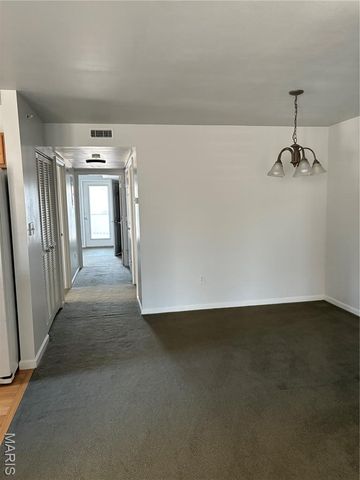 3312 Capri Way, St Peters, MO 63304