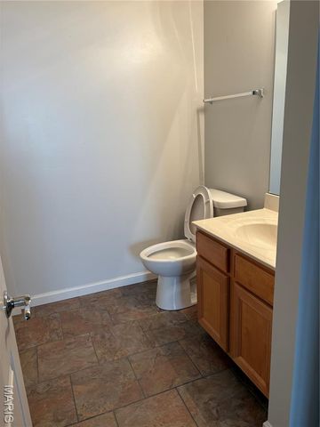 3312 Capri Way, St Peters, MO 63304