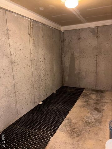 3312 Capri Way, St Peters, MO 63304