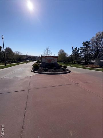 3312 Capri Way, St Peters, MO 63304