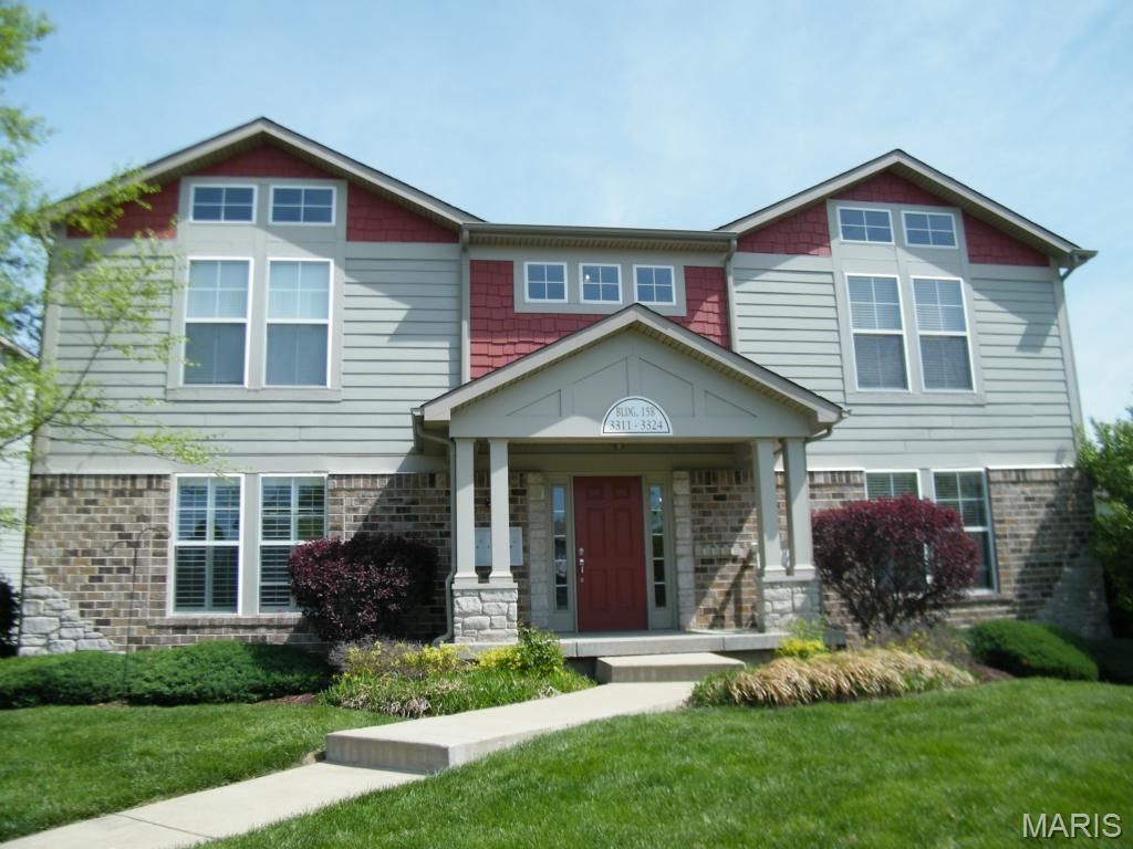 3312 Capri Way, St Peters, MO 63304