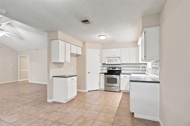 22423 Deville Drive, Katy, TX 77450