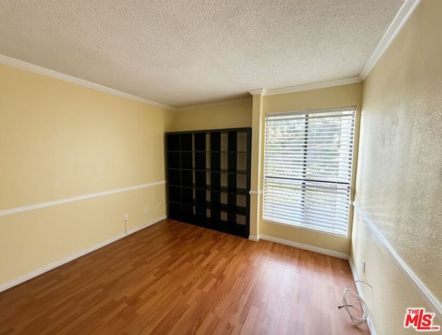 805 Temple Terrace 202, Los Angeles, CA 90042