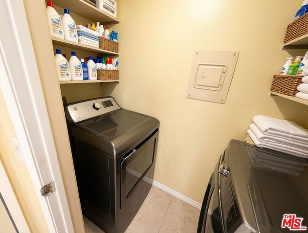 805 Temple Terrace 202, Los Angeles, CA 90042