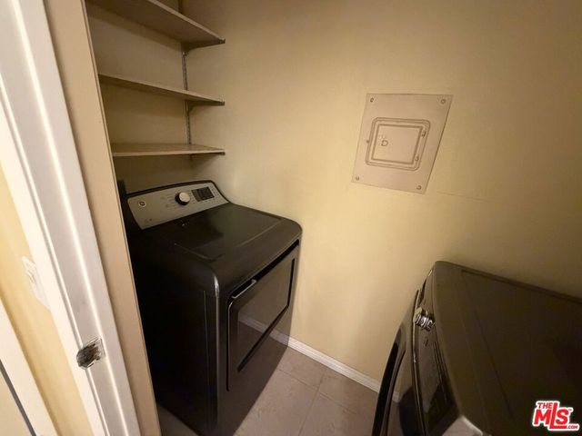 805 Temple Terrace 202, Los Angeles, CA 90042