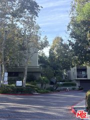 805 Temple Terrace 202, Los Angeles, CA 90042