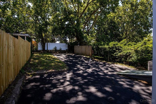 311 E Ross Avenue, St Bernard, OH 45217