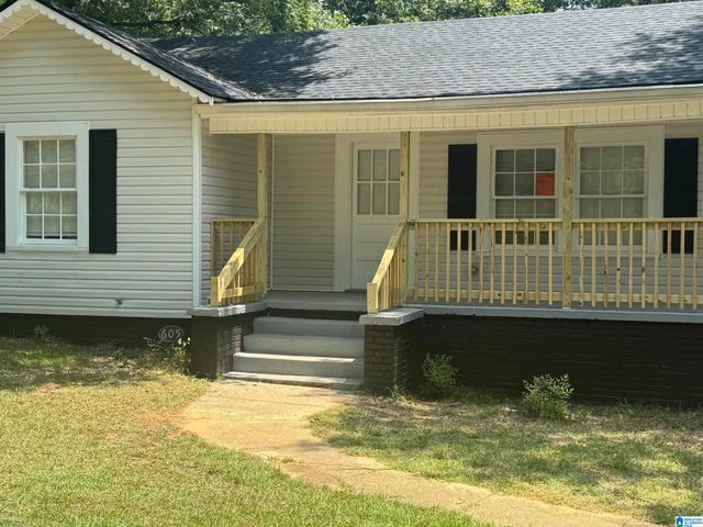 605 EASTWOOD AVENUE, Talladega, AL 35160